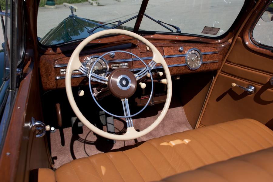  Packard 120 Convertible Coupe 1940 года  (фото 10 из 29)